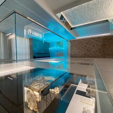 Luxury Queen V With Jacuzzi Apartment *