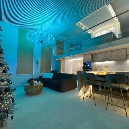 Luxury Queen V With Jacuzzi شقة *