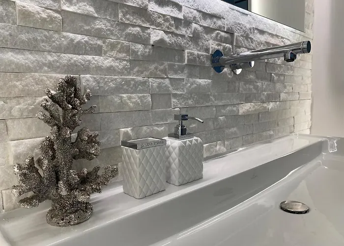 Luxury Queen V With Jacuzzi *